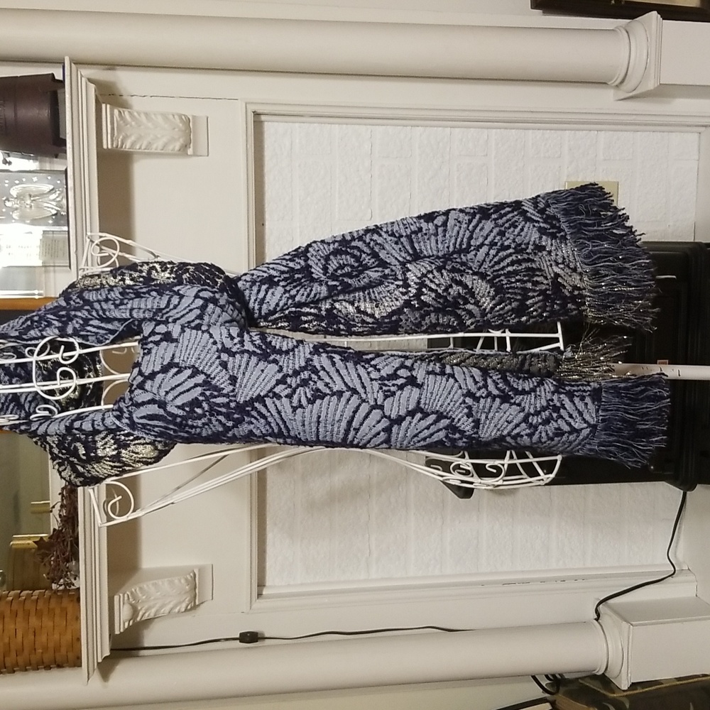 Vivian Designs blue and silver Scarf NWT